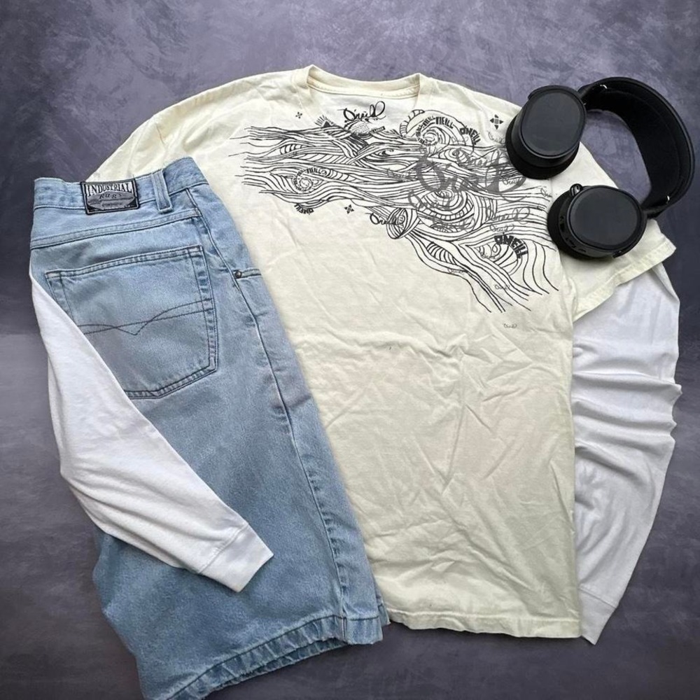 Vintage Y2K O'Neill Cream Yellow Surfer Grunge Skater Tee Shirt Mens XL Surf